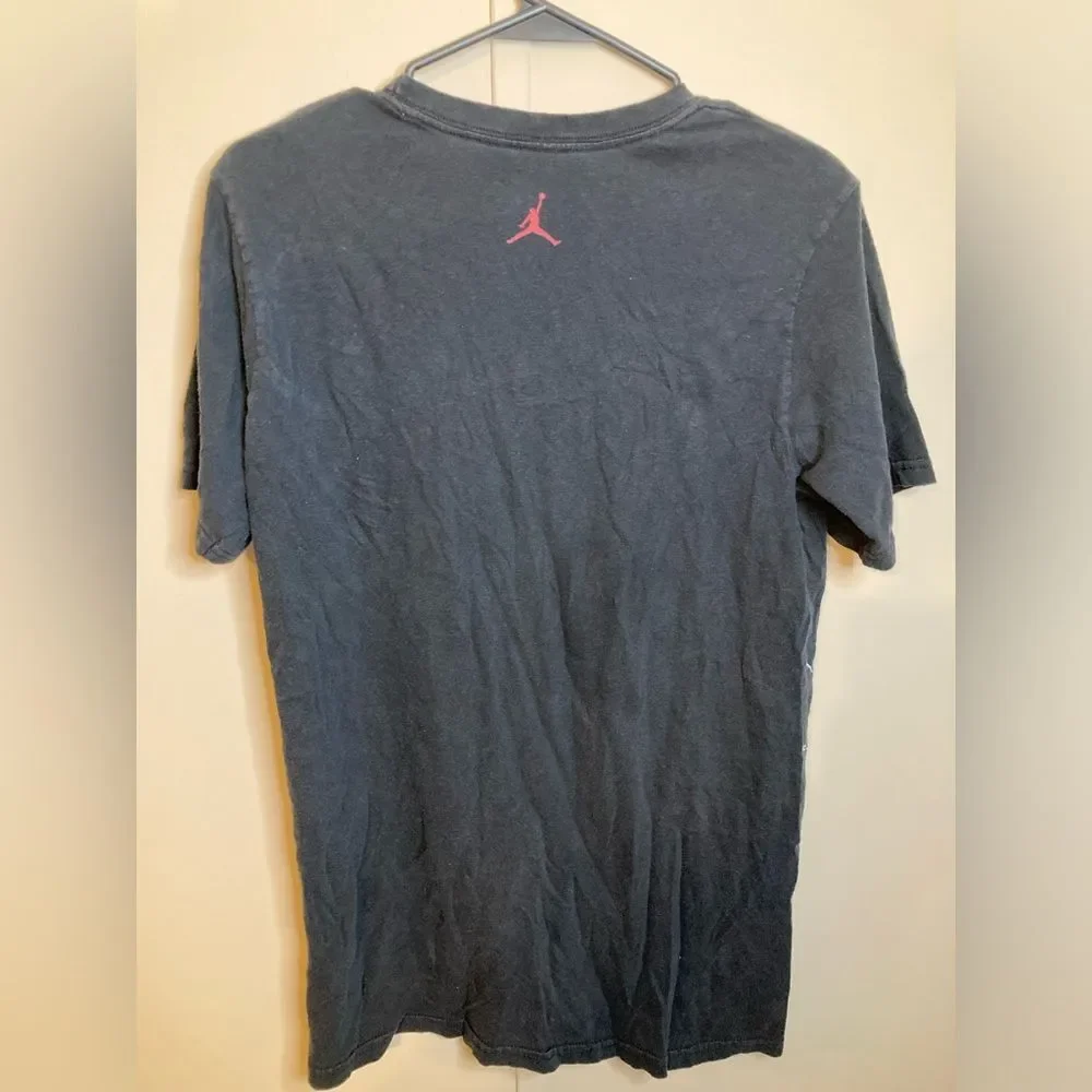 Jordan Hanging Shoes Black T Shirt Men's Size Medium